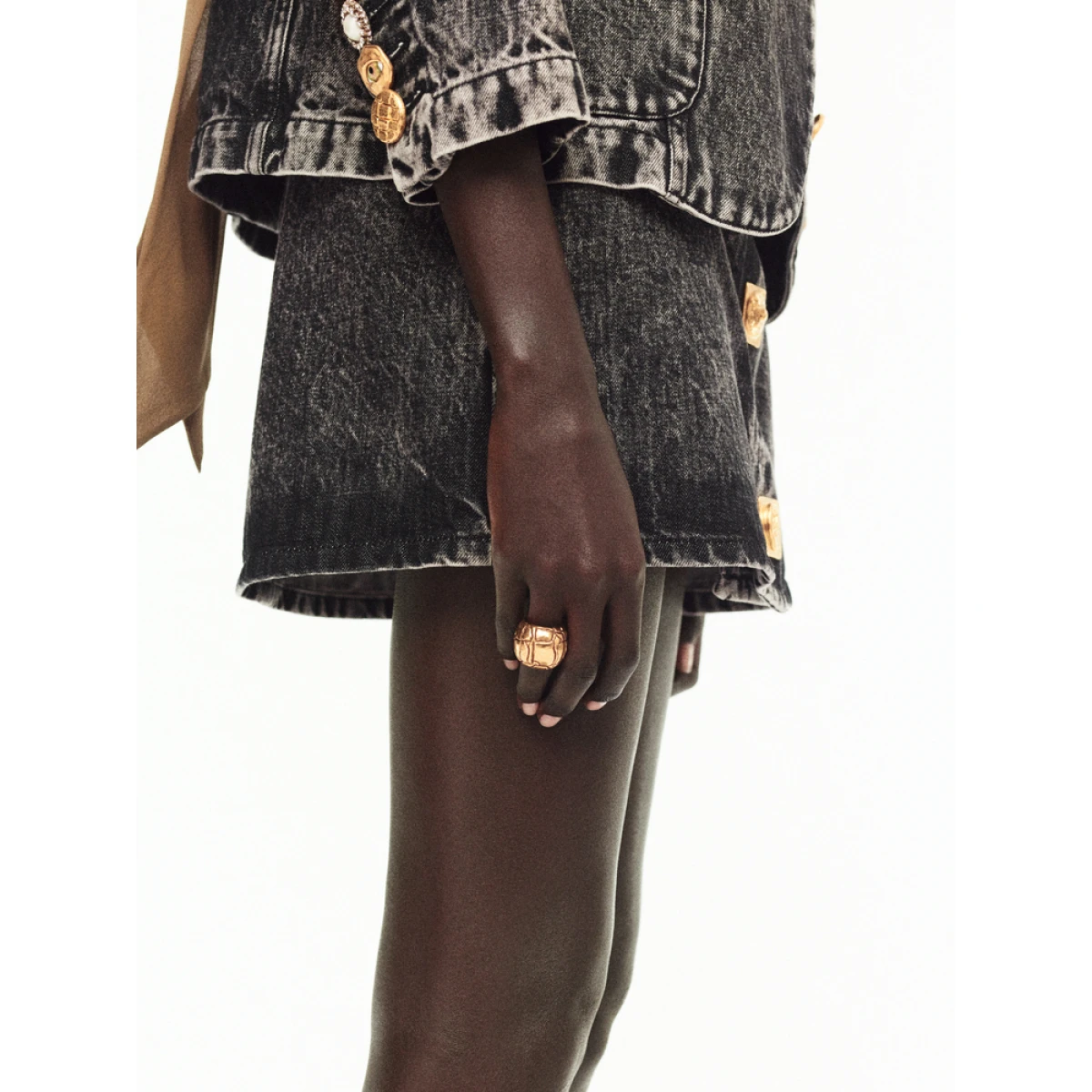 Schiaparelli Alligator Trompe L’Oeil Ring Gilded Brass view 2